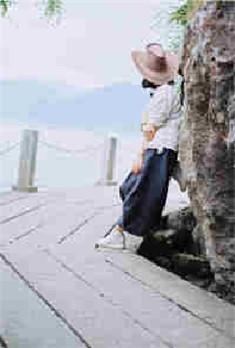 女主夏欣芸男主顾逸