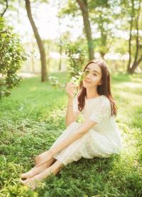 初夏谒月光