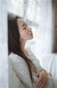 红豆是哪本的女主角